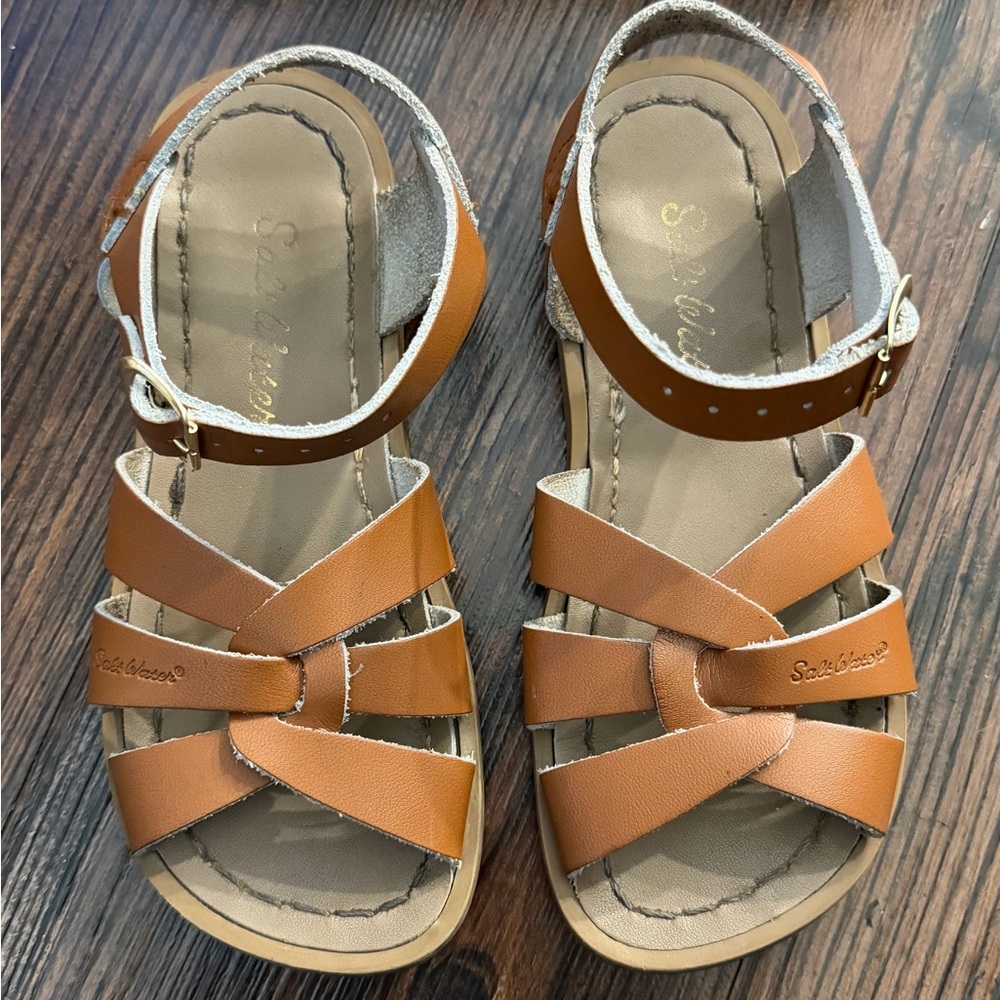 Girls salt water sandals